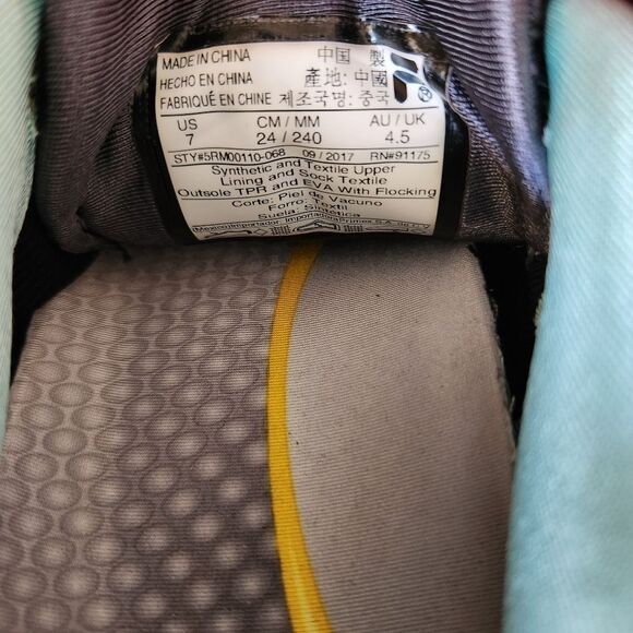 Fila Womens Gray and Turqoise Sneakers with Breathable Mesh Size 7 - Picture 6 of 9